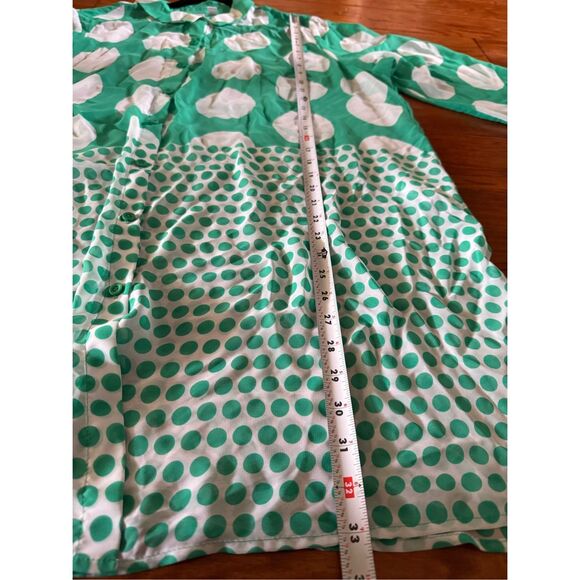 Susan Graver Blouse  Woman Kelly Green Polka Dot Semi Sheer Button Up Tunic SZ 2 - Picture 4 of 9